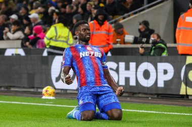 Crystal Palace 'dan Marc Guhi, Premier League maçında Wolverhampton Wanderers, Molineux, Wolverhampton, İngiltere' deki Crystal Palace 'a karşı 2-2' lik galibiyet golünü kutluyor. 