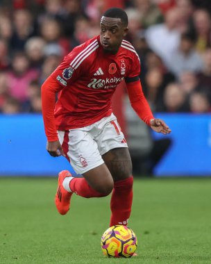 Nottingham Ormanı 'ndan Callum Hudson-Odoi Premier League maçı sırasında Nottingham Forest, West Ham United' a karşı City Ground, Nottingham, İngiltere, 2 Kasım 2024