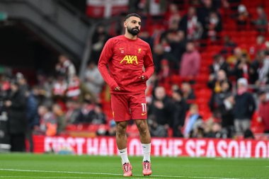Liverpool 'dan Muhammed Salah, İngiltere' nin Liverpool kentinde oynanan Liverpool-Brighton ve Hove Albion maçı öncesinde ısınıyor.