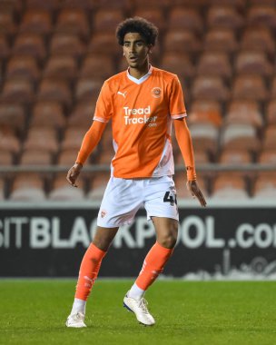 Blackpool 'dan Takudzwa Gwanzura Bristol Street Motors Kupası karşılaşmasında Liverpool U21' e karşı Bloomfield Road, Blackpool, 6 Kasım 2024