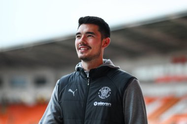 Blackpool 'dan Elkan Baggott, Bristol Street Motors Kupası karşılaşması öncesinde 6 Kasım 2024' te Bloomfield Road, Blackpool 'da Liverpool U21' e karşı geldi.