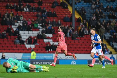 Stoke City 'den Thomas Cannon, 6 Kasım 2024' te İngiltere 'nin Blackburn kentinde oynanan Blackburn Rovers - Stoke City maçında Stoke City maçında 0-2 Stoke yapma golünü kutluyor.