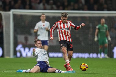 Sunderland 'dan Aaron Connolly, Preston North End' den Liam Lindsay tarafından 6 Kasım 2024 'te Deepdale, Preston, İngiltere' de oynanan Sky Bet Şampiyonası maçında yenildi.