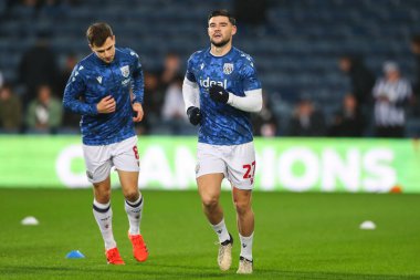 West Bromwich Albion takımından Alex Mowatt, 7 Kasım 2024 'te West Bromwich Albion, The Hawthorns, West Bromwich' de Burnley 'e karşı oynanan Sky Bet Şampiyonası öncesi ısınma maçında