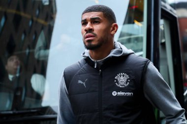 Blackpool 'dan Ashley Fletcher, 9 Kasım 2024' te Gaughan Group Stadyumu 'nda oynanan Sky Bet 1 karşılaşması öncesinde Gaughan Group Stadyumu' na geldi.