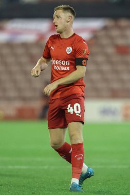 Barnsley takımından Davis Keillor-Dunn 8 Kasım 2024 'te Oakwell, Barnsley' de Barnsley-Rotherham United maçında