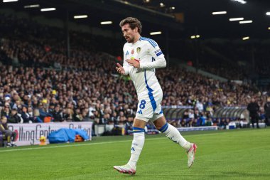 Joe Rothwell of Leeds United applauds the fans during the Sky Bet Championship match Leeds United vs Queens Park Rangers at Elland Road, Leeds, United Kingdom, 9th November 2024 clipart