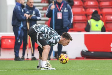 Newcastle 'dan Nick Pope Premier League maçı sırasında Nottingham Forest, Newcastle United' a karşı City Ground, Nottingham, İngiltere 'de 10 Kasım 202' de oynanan ısınma maçında