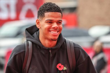 Newcastle 'dan William Osula Premier Lig maçı sırasında Nottingham Forest, Newcastle United' a karşı City Ground, Nottingham, İngiltere, 10 Kasım 202 'de geldi.