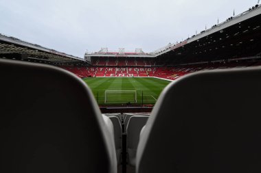 Manchester United Premier Lig karşılaşması öncesinde Old Trafford, Manchester United ile Leicester City arasında 10 Kasım 2024 'te oynanan karşılaşmanın genel görünümü