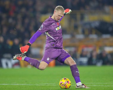 Southampton 'dan Aaron Ramsdale, Premier League maçında Wolverhampton Wanderers Southampton' a karşı Molineux, Wolverhampton, Birleşik Krallık 'ta 9 Kasım 2024 tarihinde oynamıştır.