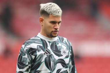 Newcastle 'dan Bruno Guimares Premier League maçı sırasında Nottingham Forest Newcastle United' a karşı City Ground, Nottingham, İngiltere 'de 10 Kasım 2024' te oynanan ısınma maçında