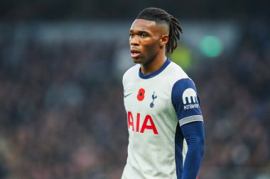 Tottenham Hotspur takımının Destiny Udogie 'si Premier League maçında Tottenham Hotspur' a karşı Ipswich Town, Tottenham Hotspur Stadyumu, Londra, İngiltere, 10 Kasım 2024