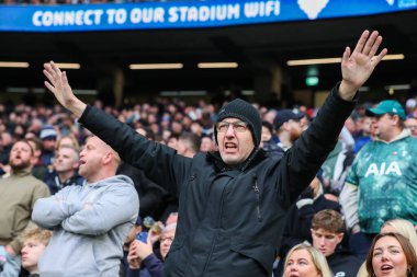 Spurs taraftarları Premier Lig maçı öncesinde Tottenham Hotspur, Ipswich Town 'a karşı Tottenham Hotspur Stadyumu, Londra, 10 Kasım 2024
