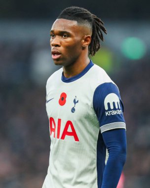 Tottenham Hotspur takımının Destiny Udogie 'si Premier League maçında Tottenham Hotspur' a karşı Ipswich Town, Tottenham Hotspur Stadyumu, Londra, İngiltere, 10 Kasım 2024