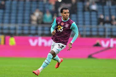 Burnley 'li Lucas Pires Gökyüzü İddia Şampiyonası' nda Burnley, Swansea City 'ye karşı Turf Moor, Burnley, İngiltere, 10 Kasım 2024