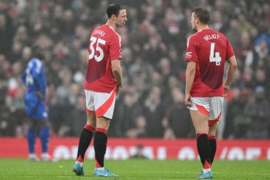 Manchester United takımından Jonny Evans Manchester United ile Manchester United - Leicester City maçı sırasında Manchester United ile 10 Kasım 2024 tarihinde Old Trafford, İngiltere 'de görüştü.