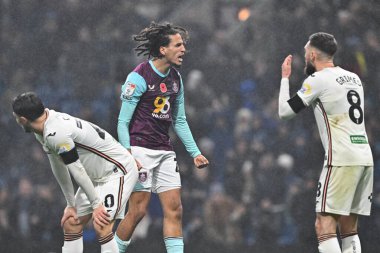 Burnley 'den Hannibal Mejbri Burnley' nin 10 Kasım 2024 'te Burnley ile Swansea City arasında oynanan Gökyüzü İddia Şampiyonası maçında aldığı cezayı kutluyor.