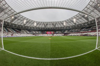 Premier Lig maçı sırasında Londra Stadyumu 'nun genel bir görüntüsü 9 Kasım 2024' te Londra 'daki Londra Stadyumu' nda West Ham United Everton 'a karşı.