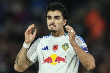 Leeds United takımından Pascal Struijk, 9 Kasım 2024 'te Leeds United, Queens Park Rangers' a karşı oynadığı Sky Bet Şampiyonası maçında...