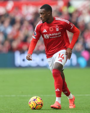 Nottingham Ormanı 'ndan Callum Hudson-Odoi Premier League maçı sırasında Nottingham Forest, Newcastle United' a karşı City Ground, Nottingham, İngiltere, 10 Kasım 2024