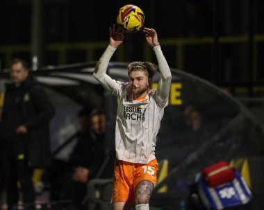 Blackpool 'dan Hayden Coulson, Bristol Street Motors Kupası' nda Wetherby Road, Harrogate, İngiltere 'de Harrogate Town' a karşı Harrogate, 12 Kasım 2024