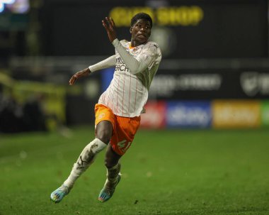 Bristol Street Motors Kupası 'nda Blackpool' dan Terry Bondo Wetherby Road, Harrogate, İngiltere 'de Harrogate Town - Blackpool maçında, 12 Kasım 2024