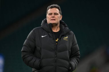 Rassie Erasmus Heach Güney Afrika koçu, 16 Kasım 2024 'te İngiltere ile Güney Afrika arasındaki Allianz Stadyumu, Twickenham maçı öncesinde geldi.