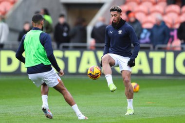 Blackpool 'dan Jordan Lawrence-Gabriel 16 Kasım 2024' te Bloomfield Road, Blackpool 'da oynanan Blackpool-Northampton Town maçının öncesinde oynanan maç öncesi ısınma maçında...