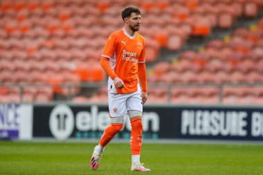 Blackpool 'dan James Husband Sky Bet Ligi 1 maçı sırasında Blackpool Northampton Town' a karşı Bloomfield Road, Blackpool, İngiltere, 16 Kasım 2024
