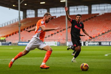 Blackpool 'dan Jordan Rhodes 16 Kasım 2024' te Bloomfield Road, Blackpool, İngiltere 'de oynanan Blackpool-Northampton maçında
