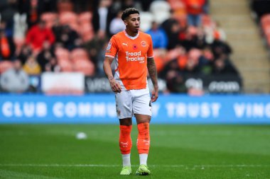 Blackpool takımından Jordan Lawrence-Gabriel, Blackpool-Northampton Town maçında Bloomfield Road, Blackpool, İngiltere 'de 16 Kasım 2024' te karşılaştı.