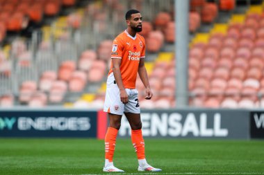 Blackpool 'dan CJ Hamilton Sky Bet Ligi 1 maçı sırasında Blackpool Northampton Town' a karşı Bloomfield Road, Blackpool, İngiltere, 16 Kasım 2024