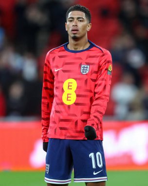 İngiltere 'den Jude Bellingham UEFA Uluslar Ligi, B-Grubu maçında ısınma turunda İngiltere - İrlanda Cumhuriyeti maçı Wembley Stadyumu, Londra, Birleşik Krallık, 17 Kasım 2024