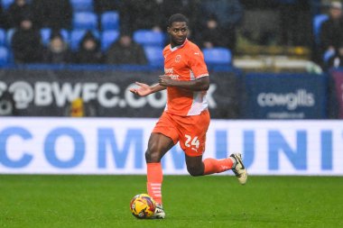 Blackpool 'dan Odeluga Offiah, 23 Kasım 2024' te İngiltere 'nin Bolton Stadyumu' nda oynanan 1.