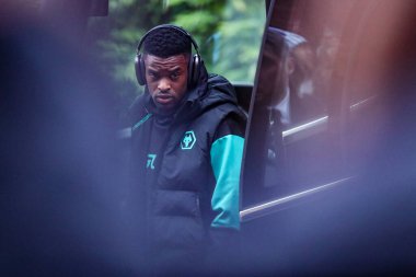 Wolverhampton Wanderers 'dan Nelson Semedo, Premier League maçından önce Craven Cottage' a vardı. Fulham, Wolverhampton Wanderers 'a karşı, Craven Cottage, Londra, İngiltere, 23 Kasım 2024