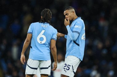 Manchester City 'den Manuel Akanji, Manchester City' nin 23 Kasım 2024 tarihinde Etihad Stadyumu 'nda oynanan Premier League maçında Manchester City ile Tottenham Hotspur maçında Nathan Ake' ye konuştu.