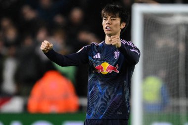 Leeds United takımlarından Ao Tanaka, 24 Kasım 2024 'te Swansea City' nin Swansea.com Stadyumu 'nda Leeds United' a karşı oynadığı Sky Bet Şampiyonası maçında takımının kazanmasını kutluyor.