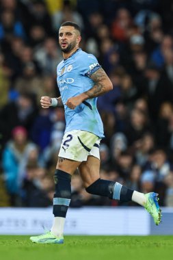 Manchester City ile Tottenham Hotspur arasında oynanan Premier League maçında Manchester City 'den Kyle Walker, Etihad Stadyumu, Manchester, İngiltere, 23 Kasım 2024
