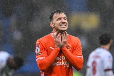 Blackpool 'dan Lee Evans, 23 Kasım 2024' te İngiltere 'nin Toughsheet Community Stadyumu' nda oynanan Sky Bet 1 maçında skor 2-1 'lik skoru yapan Bolton Wanderers' ın Blackpool 'a karşı kazanması nedeniyle üzgün.