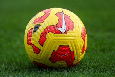 24 Kasım 2024 'te Kingsmeadow Stadyumu' nda Chelsea FC Kadınlar Manchester United Women 'a karşı oynanan Barclays Bayanlar Süper Ligi maçından önce Nike Uçuş Maçı' nın detaylı bir görüntüsü