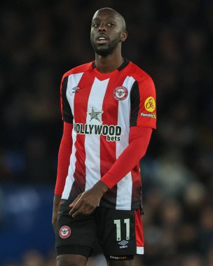Brentford 'dan Yoane Wissa Premier Lig maçı sırasında Everton, Brentford' a karşı Goodison Park, Liverpool, İngiltere, 23 Kasım 2024