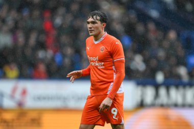 Blackpool takımından Kyle Joseph, 23 Kasım 2024 'te İngiltere' nin Bolton Stadyumu 'nda oynanan 21.