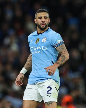Manchester City ile Tottenham Hotspur arasında oynanan Premier League maçında Manchester City 'den Kyle Walker, Etihad Stadyumu, Manchester, İngiltere, 23 Kasım 2024