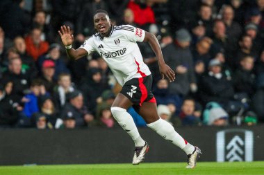 Fulham 'dan Calvin Bassey Premier Lig maçında Craven Cottage, Londra' da Fulham Wolverhampton Wanderers 'a karşı.