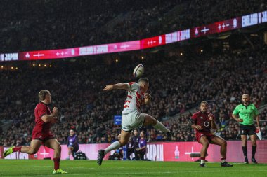 Japonya 'dan Yusuke Kajimura, 24 Kasım 2024' te Birleşik Krallık 'ın Twickenham kentindeki Allianz Stadyumu' nda oynanan Güz Milletler Serisi maçında topu kendi gol çizgisinden temizledi.