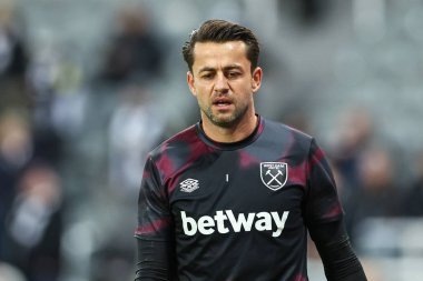 West Ham United takımından Ukrayna Fabiaski, Premier League karşılaşması öncesinde St. James 's Park, Newcastle, Birleşik Krallık' ta oynanan maç öncesi ısınma maçında...