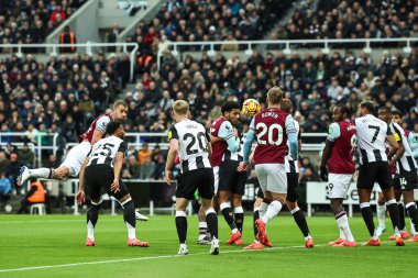 West Ham United takımından Tom Souek, Premier League maçında West Ham United 'a karşı St. James' s Park, Newcastle, İngiltere 'de 25 Kasım 2024' te oynanan maçta 0-1 berabere kaldı.