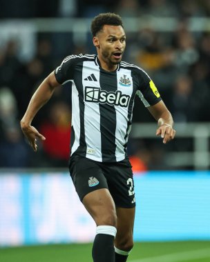 Newcastle United 'tan Jacob Murphy Premier League maçı sırasında Newcastle United, West Ham United' a karşı St. James 's Park, Newcastle, İngiltere, 25 Kasım 2024