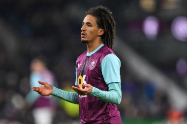 Burnley 'den Hannibal Mejbri, 26 Kasım 202' de Burnley 'nin Coventry City' ye karşı oynadığı Gökyüzü İddia Şampiyonası maçında aldığı karara tepki gösterdi.